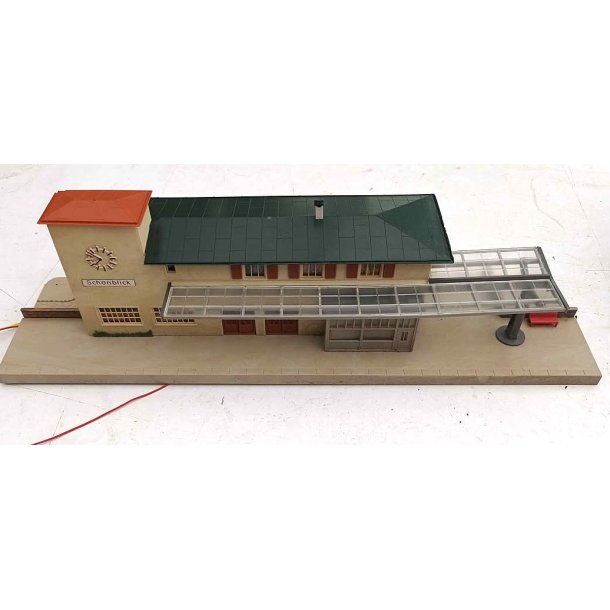 Station 1:87