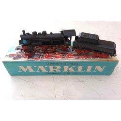 3098 Damplokomotiv med �ske og analog