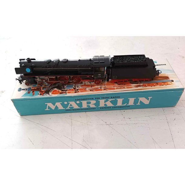 3048 Damplokomotiv i �ske samt analog og med r�g