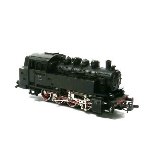 3031 tenderlokomotiv BR 81004 med metaloverdel. L. 13 cm