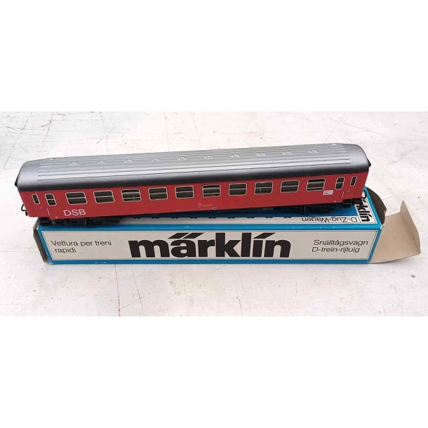 DSB 4045 med �ske